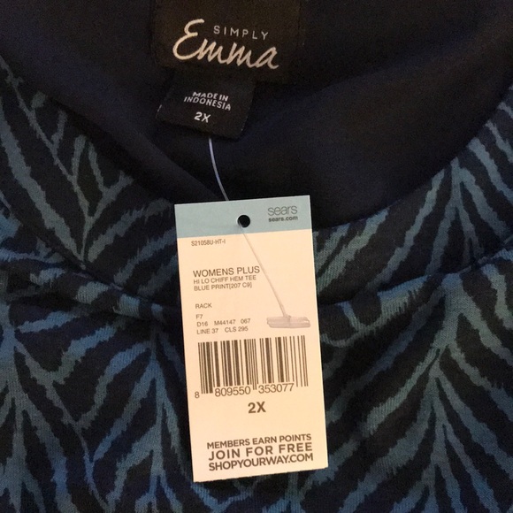 NWT plus size top - Picture 3 of 6